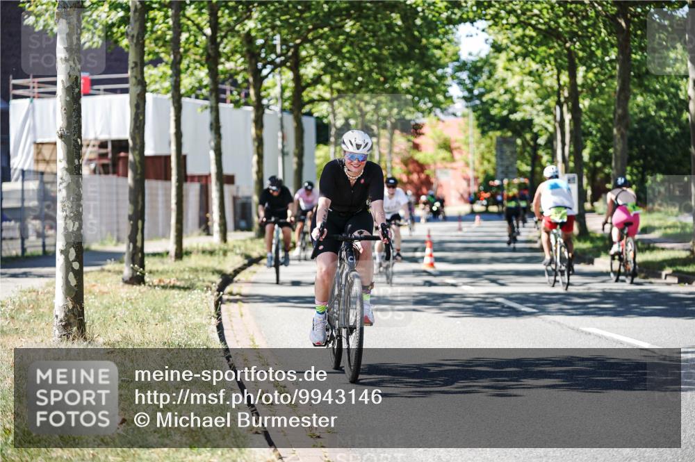 09.08.2026 - GEWOBA Citytriathlon Bremen Michael Burmester http://msf.ph/oto/9943146 09.08.2026 14:40:20 Radfahren 88, 101, 204, 224, 237, 238, 244, 282, 338, 388, 412, 440, 482 meine-sportfotos.de