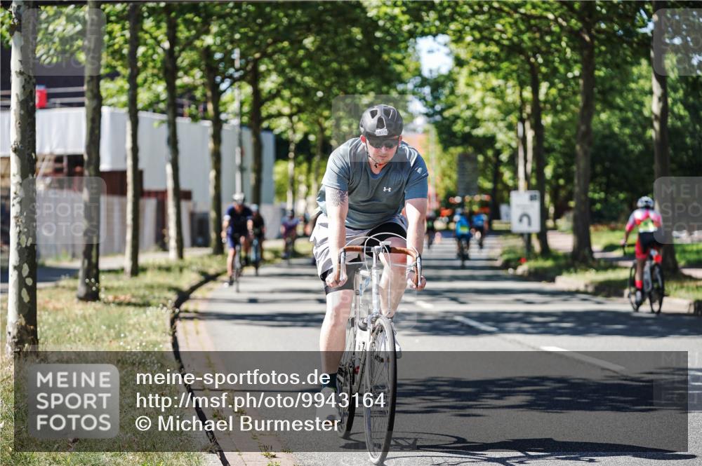 09.08.2026 - GEWOBA Citytriathlon Bremen Michael Burmester http://msf.ph/oto/9943164 09.08.2026 14:40:28 Radfahren 88, 197, 204, 224, 238, 244, 338, 358, 388, 415, 449, 456, 508 meine-sportfotos.de