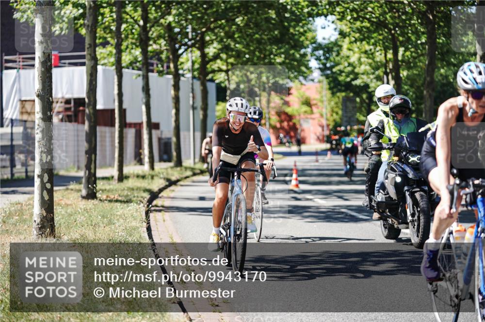 09.08.2026 - GEWOBA Citytriathlon Bremen Michael Burmester http://msf.ph/oto/9943170 09.08.2026 14:40:32 Radfahren 18, 88, 197, 204, 224, 244, 250, 358, 388, 415, 449, 456, 508 meine-sportfotos.de