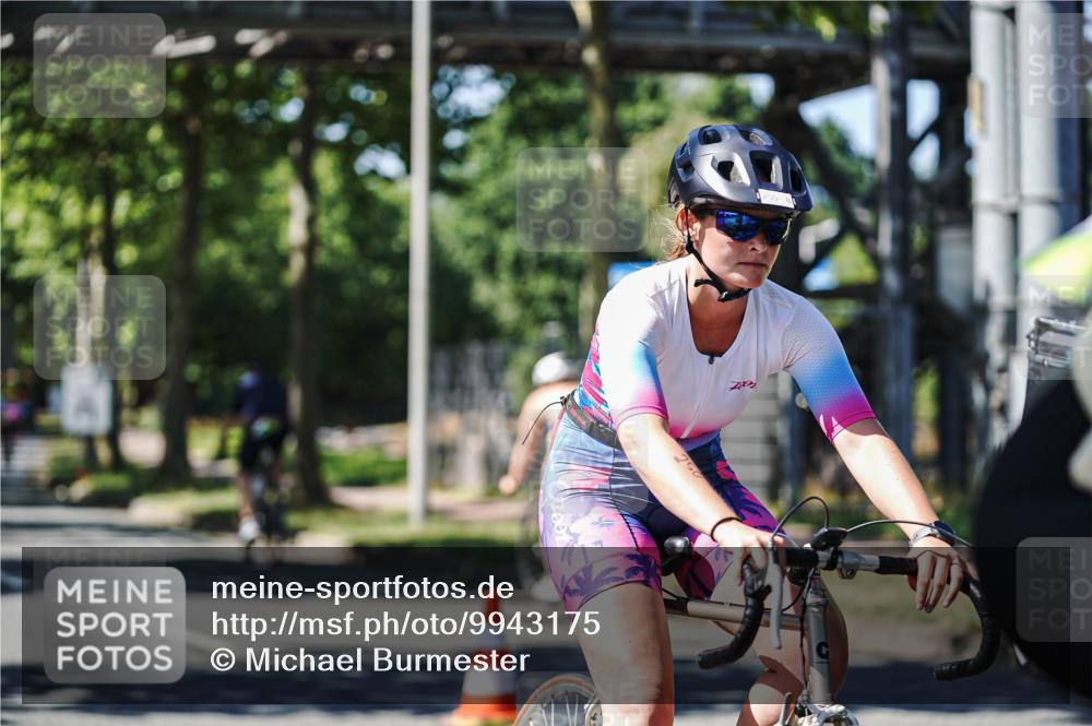 09.08.2026 - GEWOBA Citytriathlon Bremen Michael Burmester http://msf.ph/oto/9943175 09.08.2026 14:40:33 Radfahren 18, 197, 204, 224, 244, 250, 358, 415, 449, 456, 508 meine-sportfotos.de