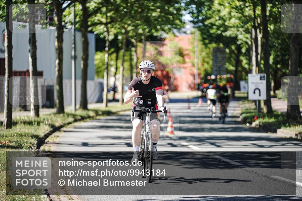 09.08.2026 - GEWOBA Citytriathlon Bremen Michael Burmester http://msf.ph/oto/9943184 09.08.2026 14:40:45 Radfahren 18, 250, 358, 415, 442, 493, 515 meine-sportfotos.de