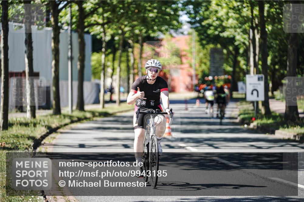 09.08.2026 - GEWOBA Citytriathlon Bremen Michael Burmester http://msf.ph/oto/9943185 09.08.2026 14:40:45 Radfahren 18, 250, 358, 415, 442, 493, 515 meine-sportfotos.de