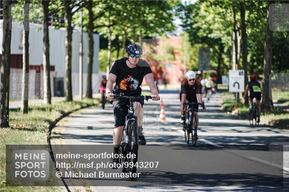 09.08.2026 - GEWOBA Citytriathlon Bremen Michael Burmester http://msf.ph/oto/9943207 09.08.2026 14:41:08 Radfahren 132, 199, 368, 372, 409, 428, 501 meine-sportfotos.de