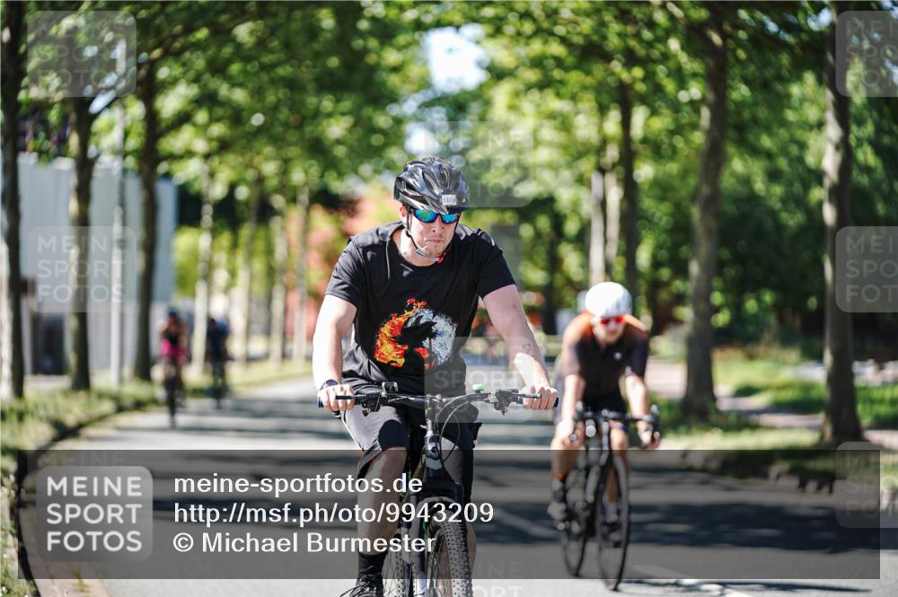 09.08.2026 - GEWOBA Citytriathlon Bremen Michael Burmester http://msf.ph/oto/9943209 09.08.2026 14:41:08 Radfahren 132, 199, 368, 372, 409, 428, 501 meine-sportfotos.de