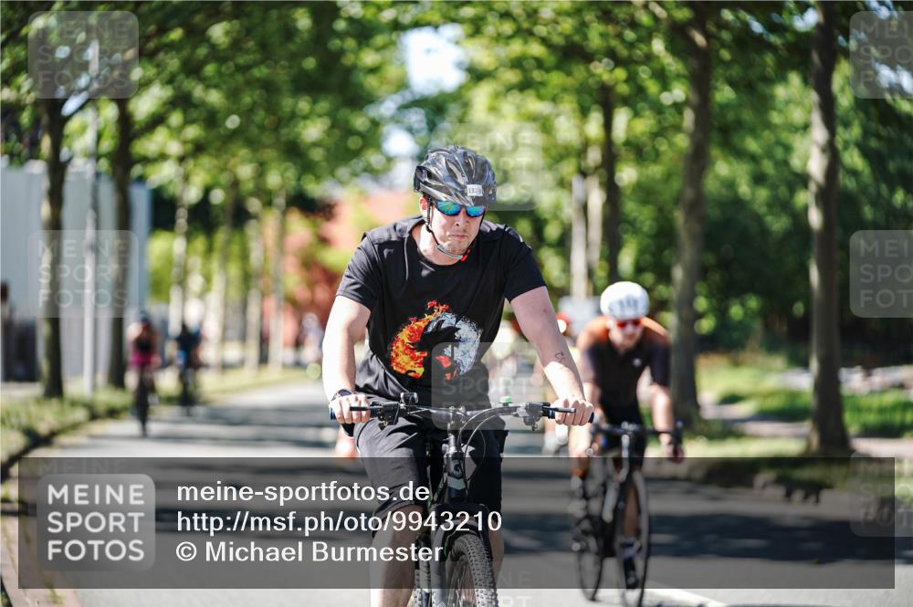 09.08.2026 - GEWOBA Citytriathlon Bremen Michael Burmester http://msf.ph/oto/9943210 09.08.2026 14:41:08 Radfahren 132, 199, 368, 372, 409, 428, 501 meine-sportfotos.de