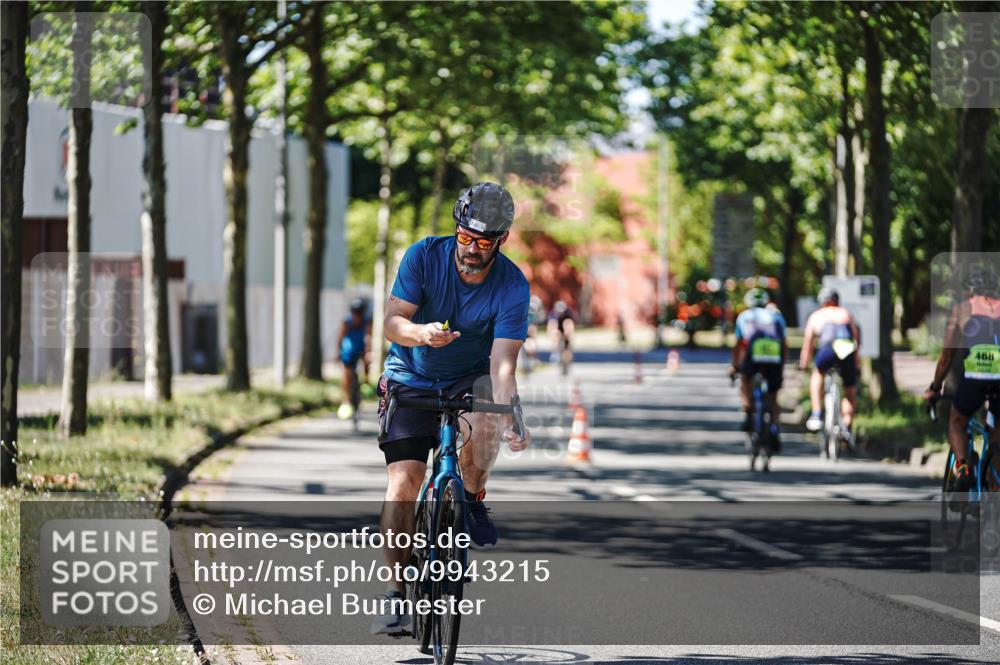 09.08.2026 - GEWOBA Citytriathlon Bremen Michael Burmester http://msf.ph/oto/9943215 09.08.2026 14:41:14 Radfahren 132, 199, 231, 264, 368, 372, 409, 422, 428, 501 meine-sportfotos.de