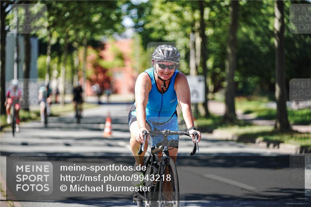 09.08.2026 - GEWOBA Citytriathlon Bremen Michael Burmester http://msf.ph/oto/9943218 09.08.2026 14:41:18 Radfahren 142, 199, 223, 231, 264, 368, 372, 422, 428, 501 meine-sportfotos.de