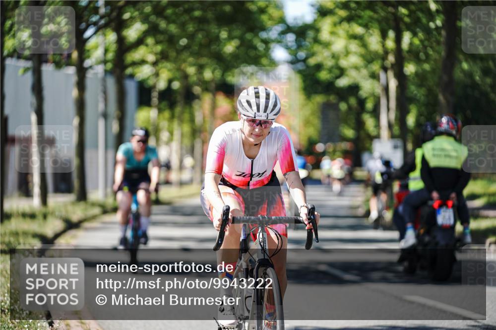 09.08.2026 - GEWOBA Citytriathlon Bremen Michael Burmester http://msf.ph/oto/9943222 09.08.2026 14:41:21 Radfahren 142, 199, 223, 231, 264, 368, 372, 422, 501 meine-sportfotos.de