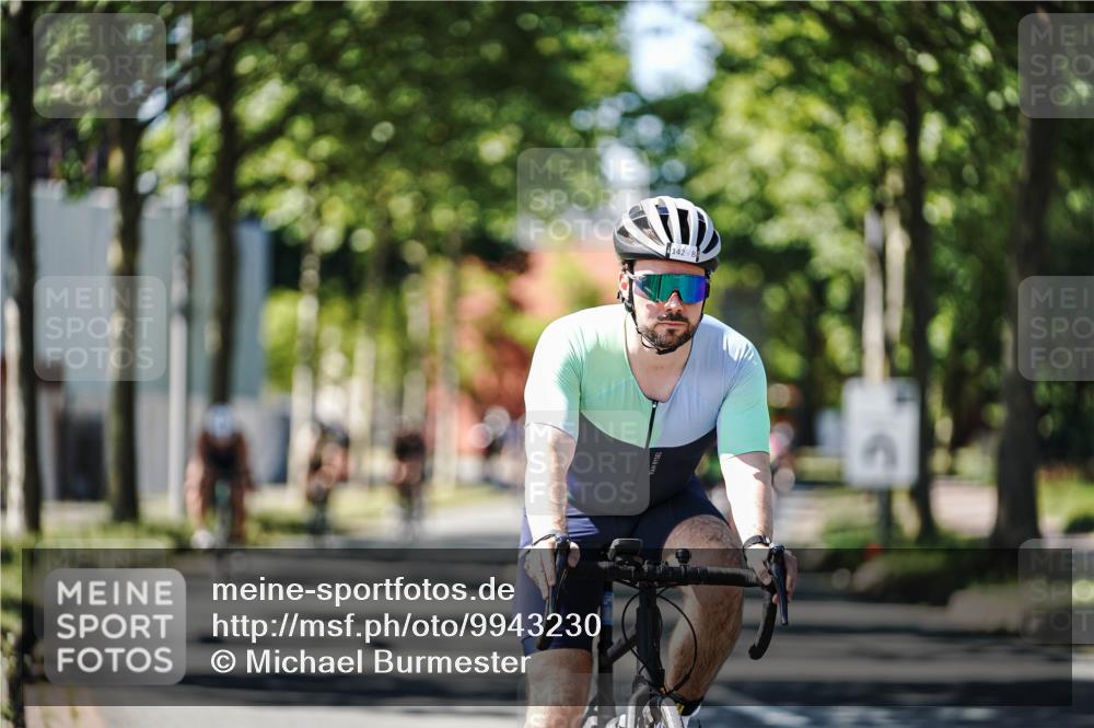09.08.2026 - GEWOBA Citytriathlon Bremen Michael Burmester http://msf.ph/oto/9943230 09.08.2026 14:41:29 Radfahren 142, 213, 223, 230, 231, 264, 342, 422, 435, 471 meine-sportfotos.de