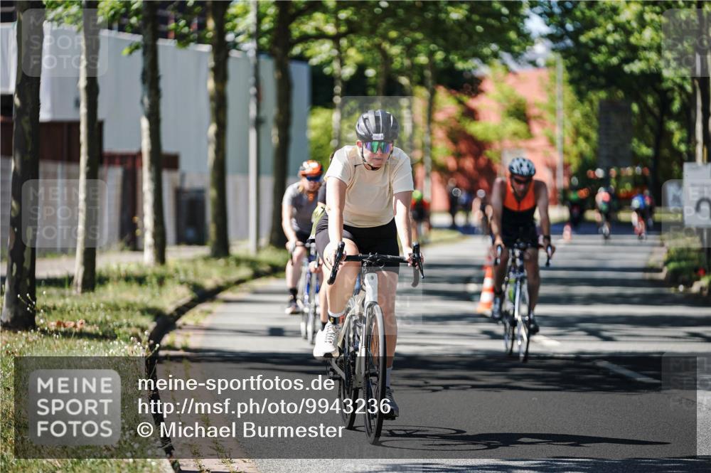 09.08.2026 - GEWOBA Citytriathlon Bremen Michael Burmester http://msf.ph/oto/9943236 09.08.2026 14:41:35 Radfahren 142, 213, 223, 230, 255, 342, 389, 419, 435, 471 meine-sportfotos.de