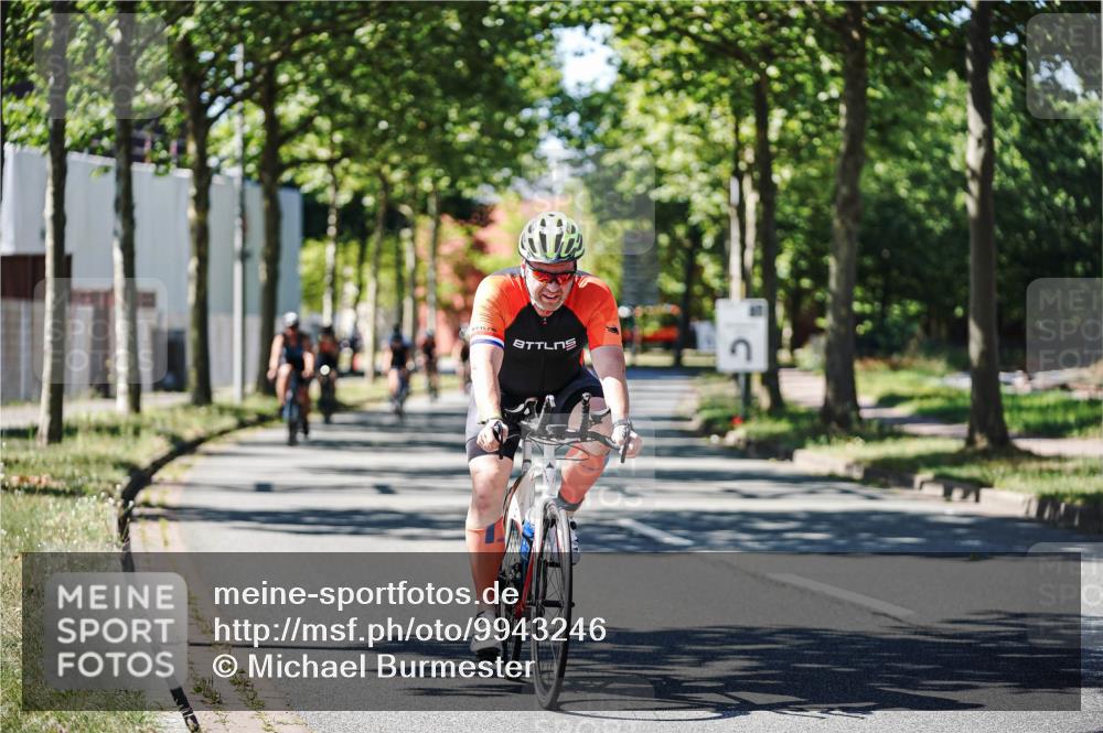 09.08.2026 - GEWOBA Citytriathlon Bremen Michael Burmester http://msf.ph/oto/9943246 09.08.2026 14:41:42 Radfahren 138, 212, 213, 230, 255, 311, 313, 342, 389, 394, 411, 419, 435, 471, 519 meine-sportfotos.de