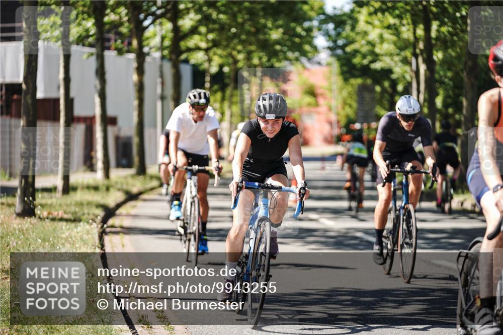 09.08.2026 - GEWOBA Citytriathlon Bremen Michael Burmester http://msf.ph/oto/9943255 09.08.2026 14:41:47 Radfahren 138, 212, 255, 311, 313, 389, 394, 411, 419, 435, 471, 519 meine-sportfotos.de