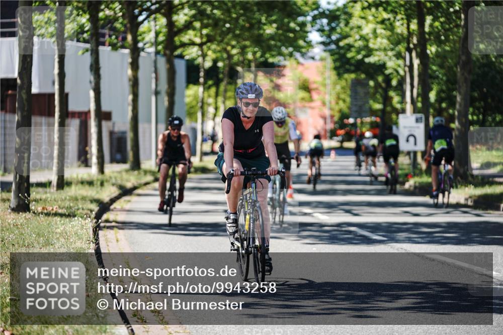 09.08.2026 - GEWOBA Citytriathlon Bremen Michael Burmester http://msf.ph/oto/9943258 09.08.2026 14:41:49 Radfahren 138, 212, 255, 311, 313, 389, 394, 411, 419, 437, 519 meine-sportfotos.de