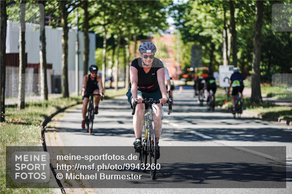 09.08.2026 - GEWOBA Citytriathlon Bremen Michael Burmester http://msf.ph/oto/9943260 09.08.2026 14:41:49 Radfahren 138, 212, 255, 311, 313, 389, 394, 411, 419, 437, 519 meine-sportfotos.de