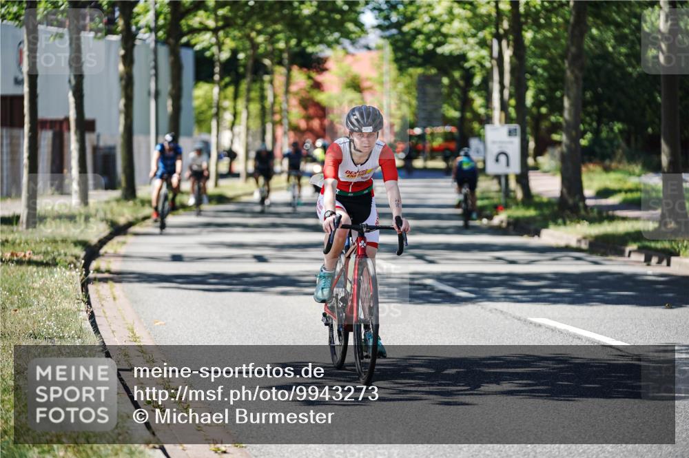 09.08.2026 - GEWOBA Citytriathlon Bremen Michael Burmester http://msf.ph/oto/9943273 09.08.2026 14:42:02 Radfahren 262, 381, 397, 424, 437, 441, 467, 468 meine-sportfotos.de