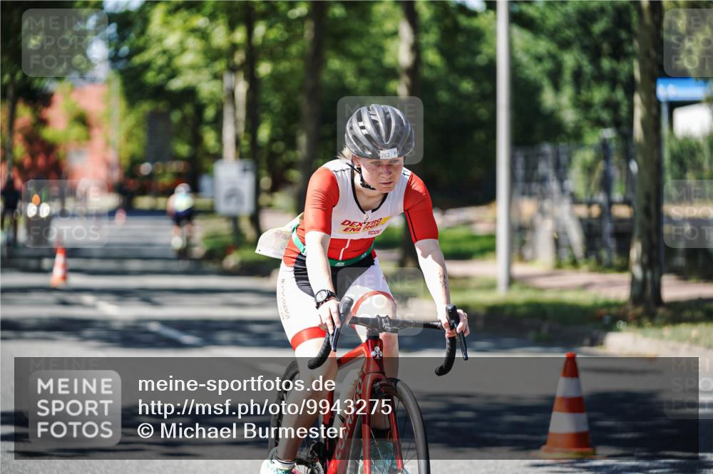 09.08.2026 - GEWOBA Citytriathlon Bremen Michael Burmester http://msf.ph/oto/9943275 09.08.2026 14:42:03 Radfahren 214, 252, 262, 381, 397, 424, 437, 441, 467, 468 meine-sportfotos.de