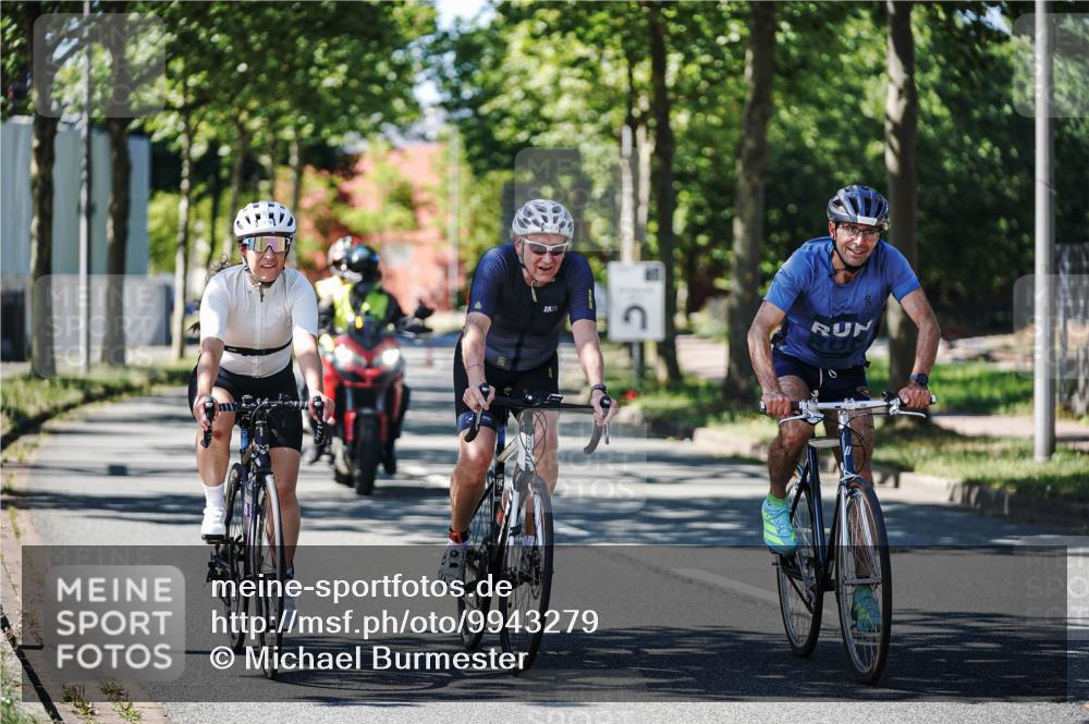 09.08.2026 - GEWOBA Citytriathlon Bremen Michael Burmester http://msf.ph/oto/9943279 09.08.2026 14:42:06 Radfahren 214, 252, 262, 299, 379, 381, 397, 424, 437, 441, 467, 468 meine-sportfotos.de