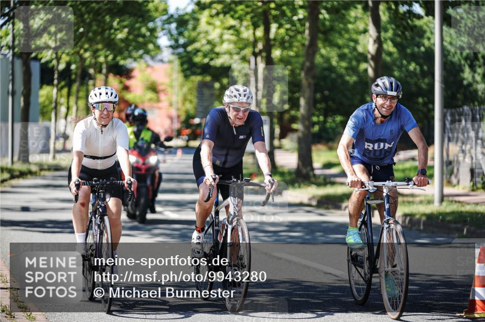 09.08.2026 - GEWOBA Citytriathlon Bremen Michael Burmester http://msf.ph/oto/9943280 09.08.2026 14:42:07 Radfahren 214, 252, 262, 299, 379, 381, 397, 424, 437, 441, 467, 468 meine-sportfotos.de