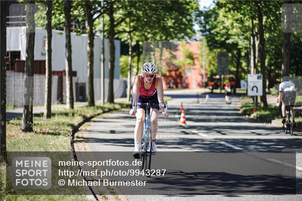 09.08.2026 - GEWOBA Citytriathlon Bremen Michael Burmester http://msf.ph/oto/9943287 09.08.2026 14:42:16 Radfahren 214, 252, 299, 379, 381, 441, 467 meine-sportfotos.de
