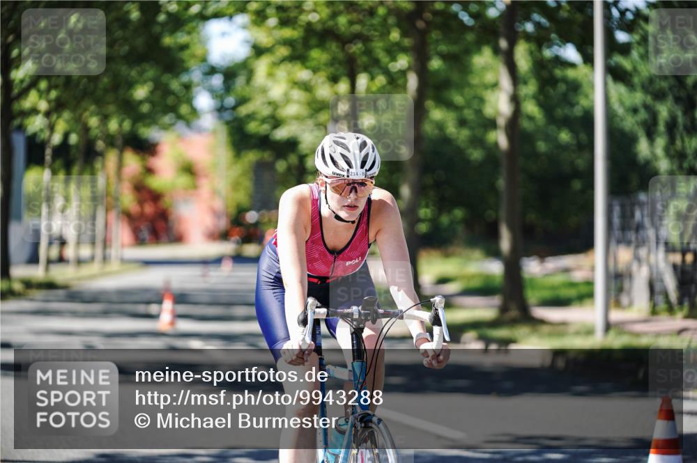 09.08.2026 - GEWOBA Citytriathlon Bremen Michael Burmester http://msf.ph/oto/9943288 09.08.2026 14:42:17 Radfahren 214, 252, 299, 379, 381, 441, 467 meine-sportfotos.de