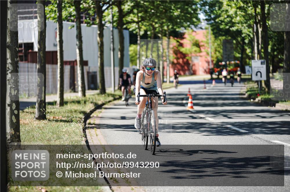 09.08.2026 - GEWOBA Citytriathlon Bremen Michael Burmester http://msf.ph/oto/9943290 09.08.2026 14:42:35 Radfahren 195, 233, 268, 281, 421 meine-sportfotos.de