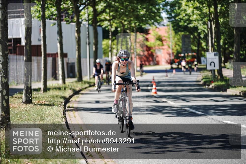 09.08.2026 - GEWOBA Citytriathlon Bremen Michael Burmester http://msf.ph/oto/9943291 09.08.2026 14:42:35 Radfahren 195, 233, 268, 281, 421 meine-sportfotos.de