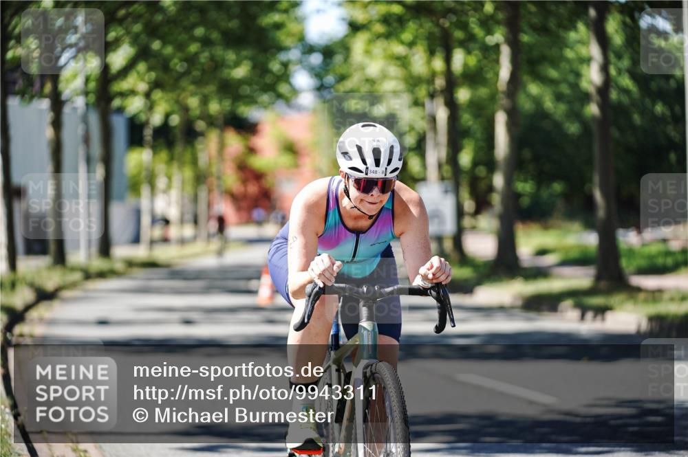 09.08.2026 - GEWOBA Citytriathlon Bremen Michael Burmester http://msf.ph/oto/9943311 09.08.2026 14:42:54 Radfahren 348, 375, 472 meine-sportfotos.de