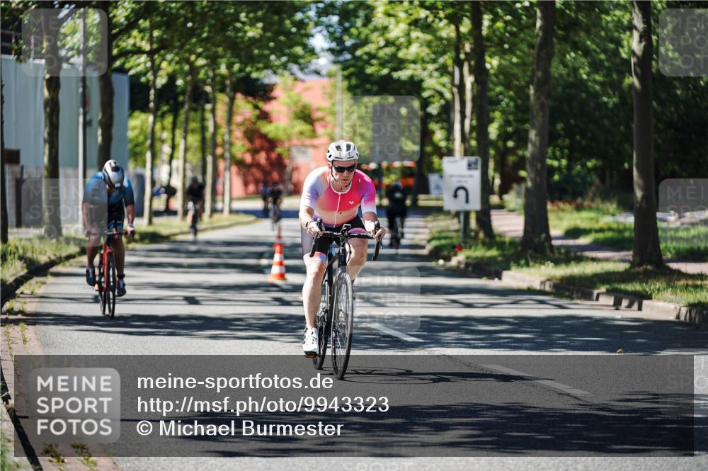 09.08.2026 - GEWOBA Citytriathlon Bremen Michael Burmester http://msf.ph/oto/9943323 09.08.2026 14:43:11 Radfahren 201, 375, 426, 430, 480, 525 meine-sportfotos.de