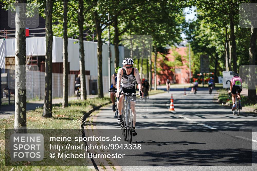 09.08.2026 - GEWOBA Citytriathlon Bremen Michael Burmester http://msf.ph/oto/9943338 09.08.2026 14:43:28 Radfahren 194, 275, 361, 432, 436, 463, 494 meine-sportfotos.de