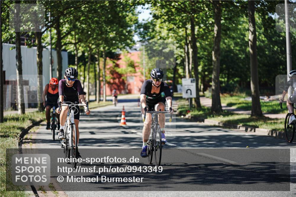09.08.2026 - GEWOBA Citytriathlon Bremen Michael Burmester http://msf.ph/oto/9943349 09.08.2026 14:43:33 Radfahren 194, 198, 275, 361, 432, 436, 452, 463, 489, 494 meine-sportfotos.de