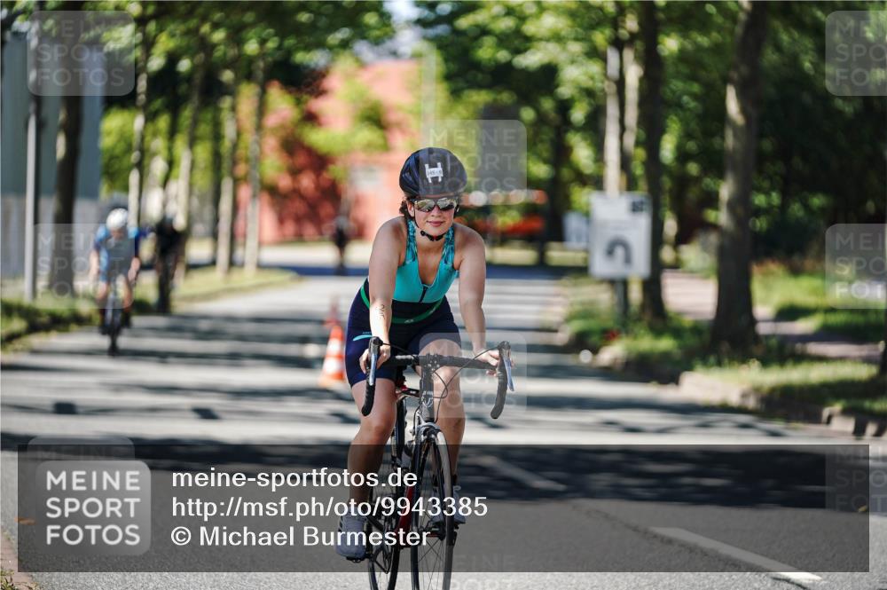 09.08.2026 - GEWOBA Citytriathlon Bremen Michael Burmester http://msf.ph/oto/9943385 09.08.2026 14:44:22 Radfahren 107, 191, 245, 303, 318, 478, 495, 502 meine-sportfotos.de