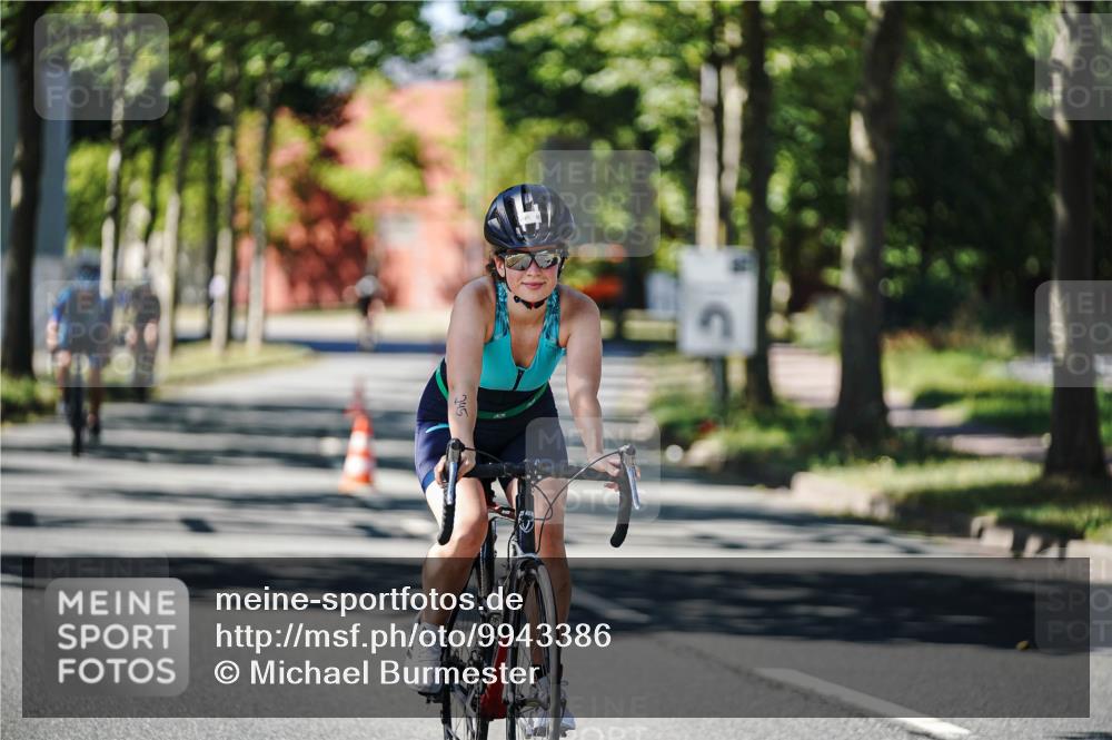 09.08.2026 - GEWOBA Citytriathlon Bremen Michael Burmester http://msf.ph/oto/9943386 09.08.2026 14:44:23 Radfahren 191, 245, 303, 318, 478, 495, 502 meine-sportfotos.de