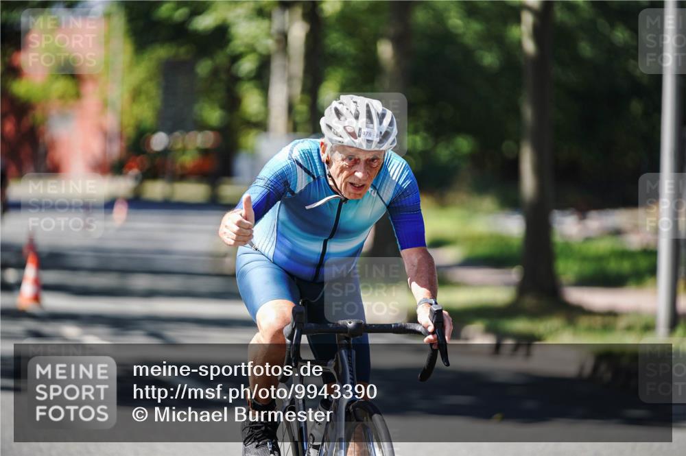 09.08.2026 - GEWOBA Citytriathlon Bremen Michael Burmester http://msf.ph/oto/9943390 09.08.2026 14:44:26 Radfahren 191, 245, 303, 318, 478, 495, 502 meine-sportfotos.de
