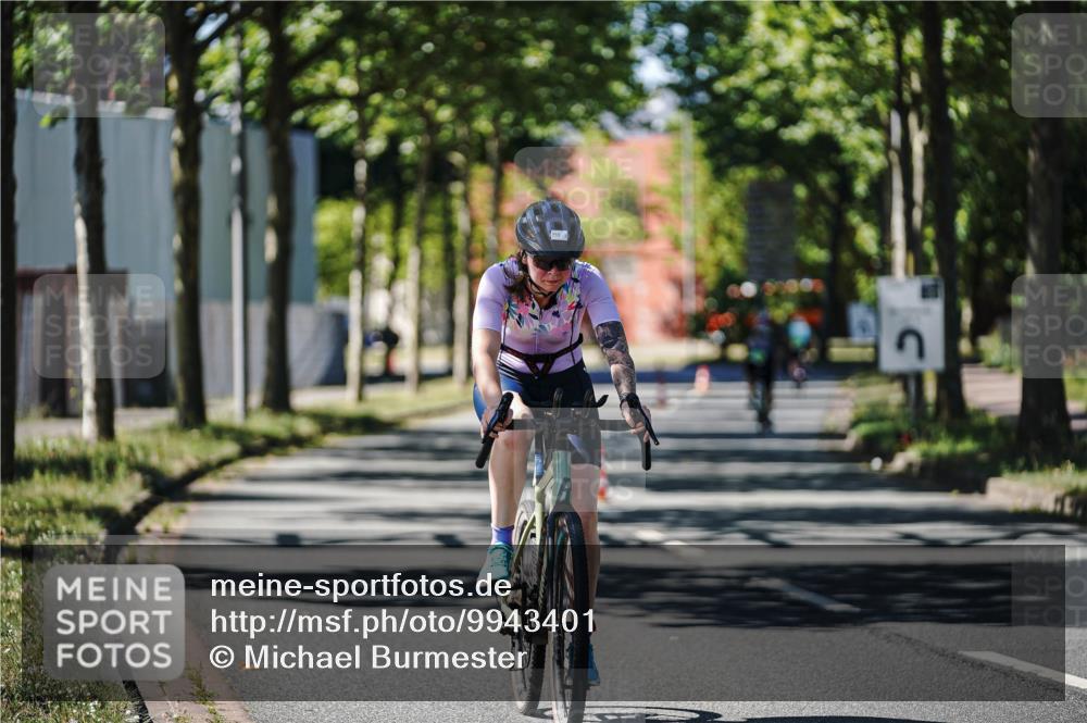 09.08.2026 - GEWOBA Citytriathlon Bremen Michael Burmester http://msf.ph/oto/9943401 09.08.2026 14:44:53 Radfahren 259, 486 meine-sportfotos.de