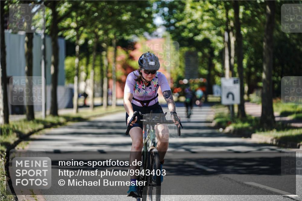 09.08.2026 - GEWOBA Citytriathlon Bremen Michael Burmester http://msf.ph/oto/9943403 09.08.2026 14:44:53 Radfahren 259, 486 meine-sportfotos.de
