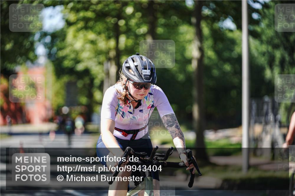 09.08.2026 - GEWOBA Citytriathlon Bremen Michael Burmester http://msf.ph/oto/9943404 09.08.2026 14:44:54 Radfahren 259, 486 meine-sportfotos.de