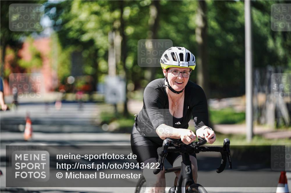09.08.2026 - GEWOBA Citytriathlon Bremen Michael Burmester http://msf.ph/oto/9943422 09.08.2026 14:45:33 Radfahren 219, 296, 380, 460, 474, 476, 499, 505 meine-sportfotos.de