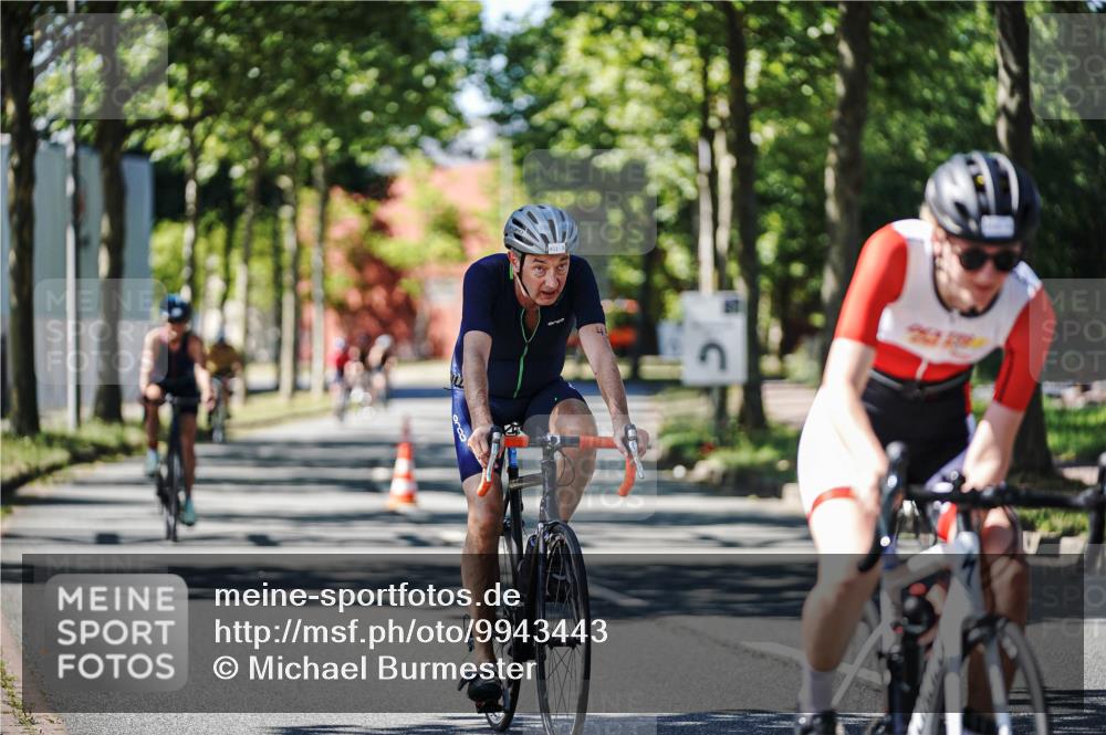 09.08.2026 - GEWOBA Citytriathlon Bremen Michael Burmester http://msf.ph/oto/9943443 09.08.2026 14:45:54 Radfahren 246, 248, 332, 367, 451, 465, 496, 524 meine-sportfotos.de