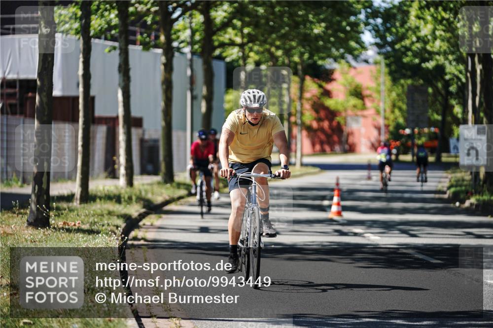09.08.2026 - GEWOBA Citytriathlon Bremen Michael Burmester http://msf.ph/oto/9943449 09.08.2026 14:46:00 Radfahren 246, 332, 367, 451, 496, 524 meine-sportfotos.de