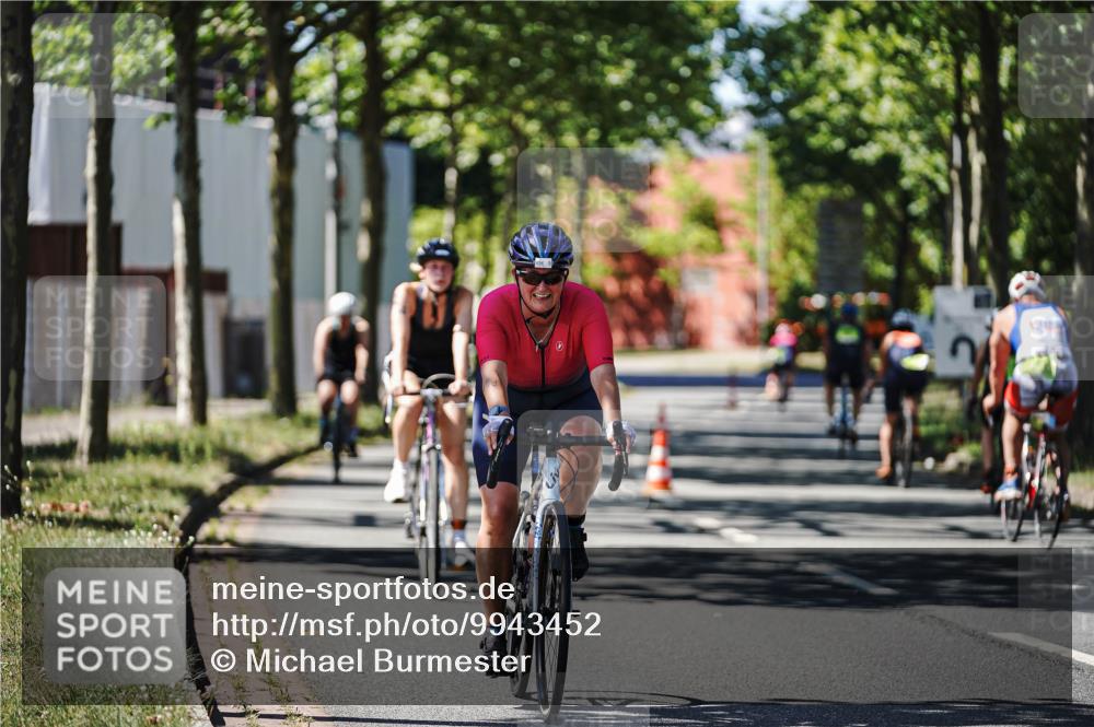09.08.2026 - GEWOBA Citytriathlon Bremen Michael Burmester http://msf.ph/oto/9943452 09.08.2026 14:46:03 Radfahren 246, 332, 367, 451, 496, 524 meine-sportfotos.de