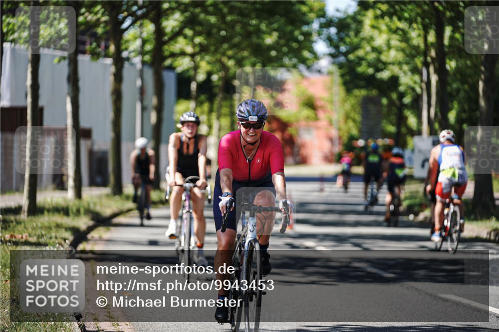 09.08.2026 - GEWOBA Citytriathlon Bremen Michael Burmester http://msf.ph/oto/9943453 09.08.2026 14:46:03 Radfahren 246, 332, 367, 451, 496, 524 meine-sportfotos.de