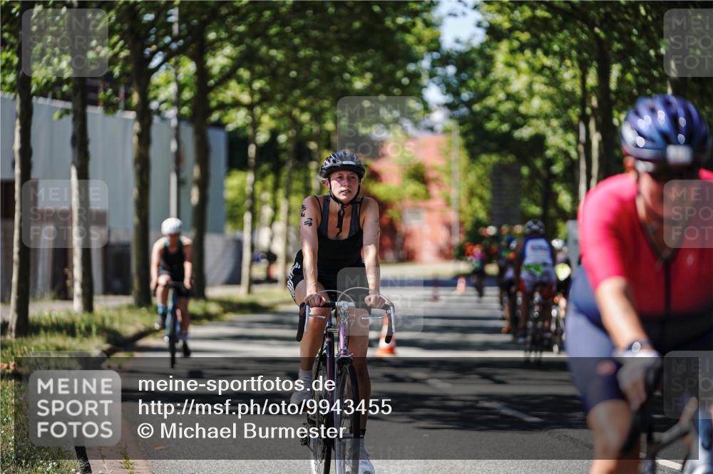 09.08.2026 - GEWOBA Citytriathlon Bremen Michael Burmester http://msf.ph/oto/9943455 09.08.2026 14:46:03 Radfahren 246, 332, 367, 451, 496, 524 meine-sportfotos.de