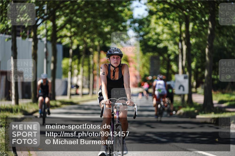 09.08.2026 - GEWOBA Citytriathlon Bremen Michael Burmester http://msf.ph/oto/9943457 09.08.2026 14:46:04 Radfahren 246, 332, 367, 451, 496 meine-sportfotos.de