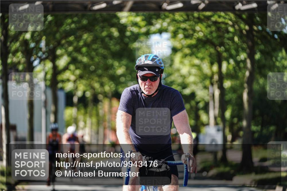 09.08.2026 - GEWOBA Citytriathlon Bremen Michael Burmester http://msf.ph/oto/9943476 09.08.2026 14:46:52 Radfahren 392, 414, 447, 464, 483, 488, 497, 506 meine-sportfotos.de