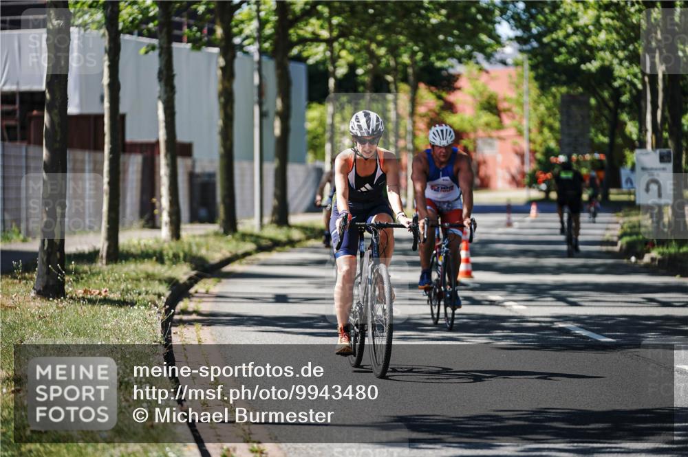 09.08.2026 - GEWOBA Citytriathlon Bremen Michael Burmester http://msf.ph/oto/9943480 09.08.2026 14:46:54 Radfahren 392, 414, 447, 464, 483, 488, 497, 506 meine-sportfotos.de