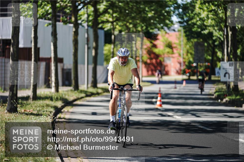 09.08.2026 - GEWOBA Citytriathlon Bremen Michael Burmester http://msf.ph/oto/9943491 09.08.2026 14:47:05 Radfahren 298, 414, 461, 464 meine-sportfotos.de