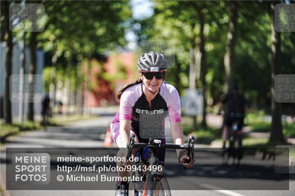 09.08.2026 - GEWOBA Citytriathlon Bremen Michael Burmester http://msf.ph/oto/9943496 09.08.2026 14:47:18 Radfahren 167, 298 meine-sportfotos.de