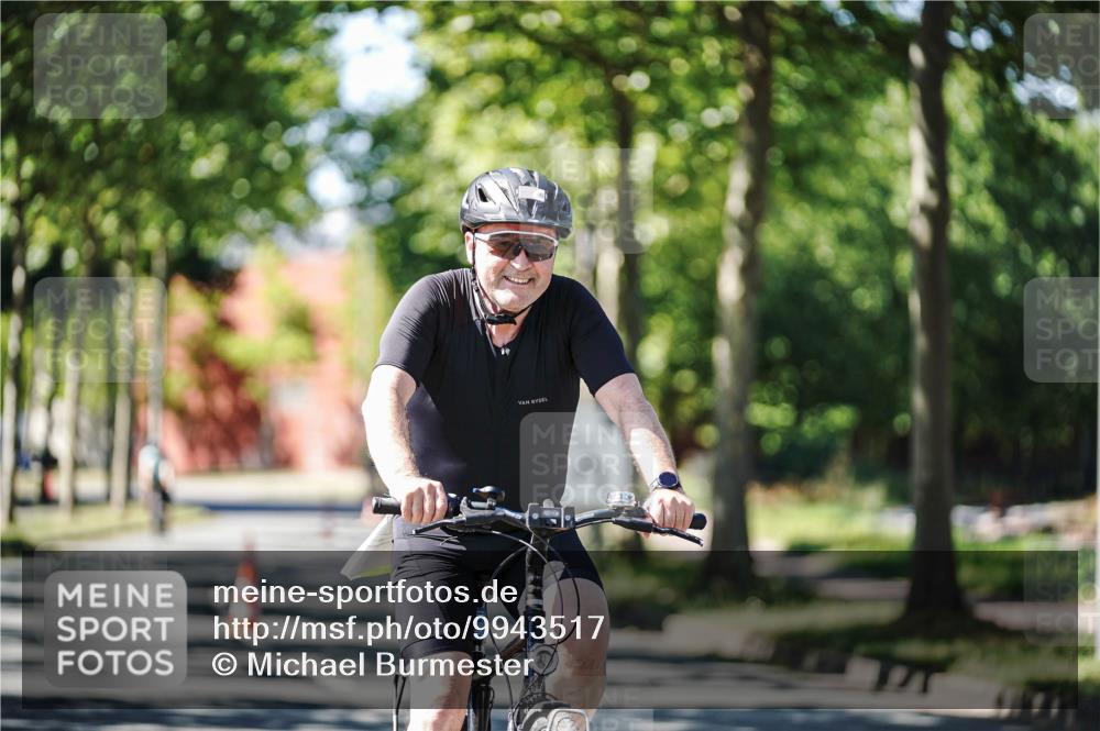 09.08.2026 - GEWOBA Citytriathlon Bremen Michael Burmester http://msf.ph/oto/9943517 09.08.2026 14:48:13 Radfahren 333, 459 meine-sportfotos.de