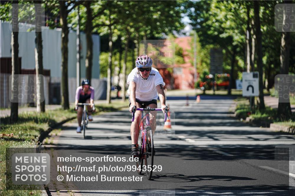 09.08.2026 - GEWOBA Citytriathlon Bremen Michael Burmester http://msf.ph/oto/9943529 09.08.2026 14:48:53 Radfahren 315, 443, 475, 518 meine-sportfotos.de