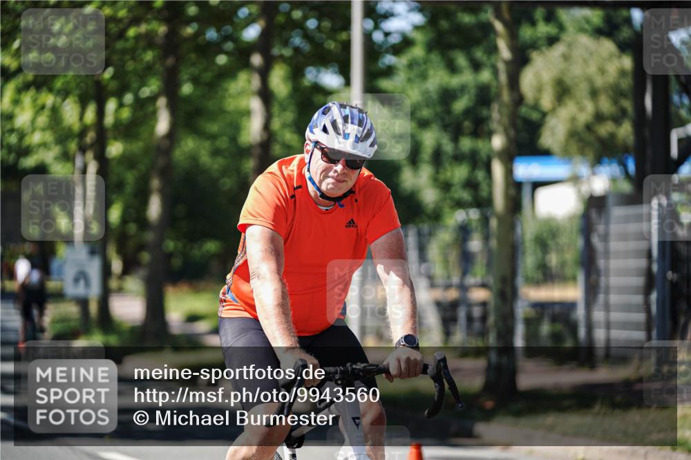 09.08.2026 - GEWOBA Citytriathlon Bremen Michael Burmester http://msf.ph/oto/9943560 09.08.2026 14:51:46 Radfahren 427 meine-sportfotos.de